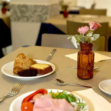 Euromar Hotel 3*